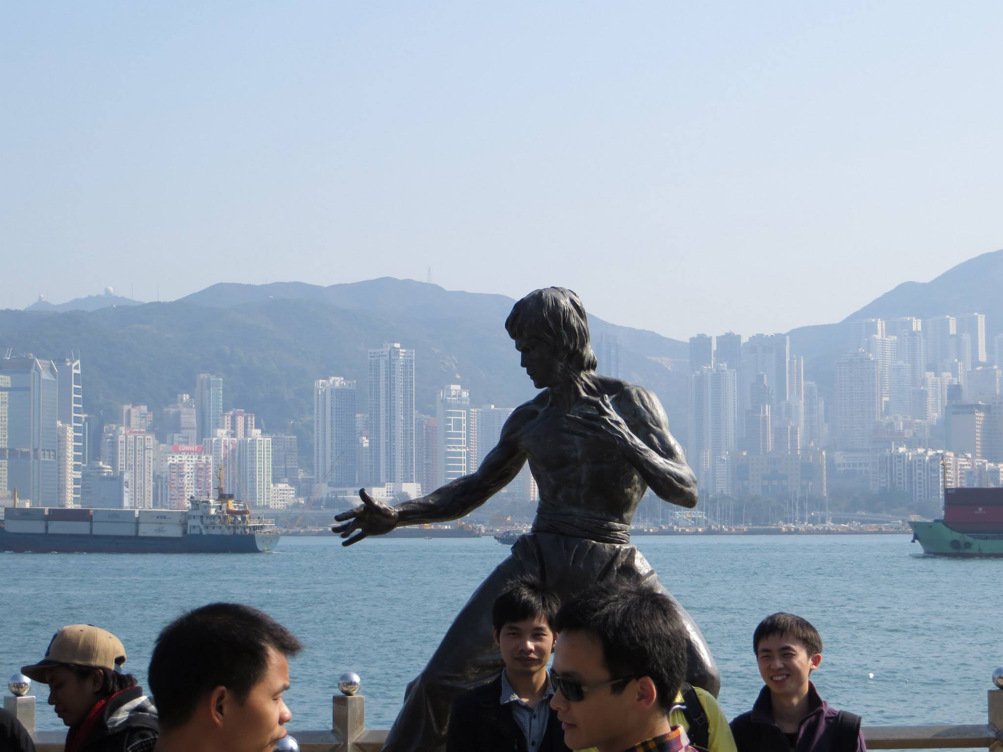 Bruce Lee Statue